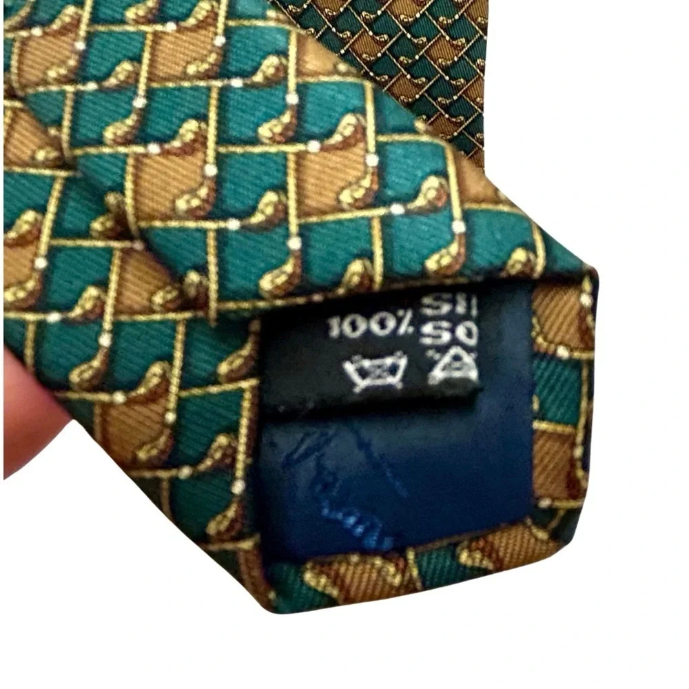Salvatore Ferragamo 100% Silk Tie - Made in Italy